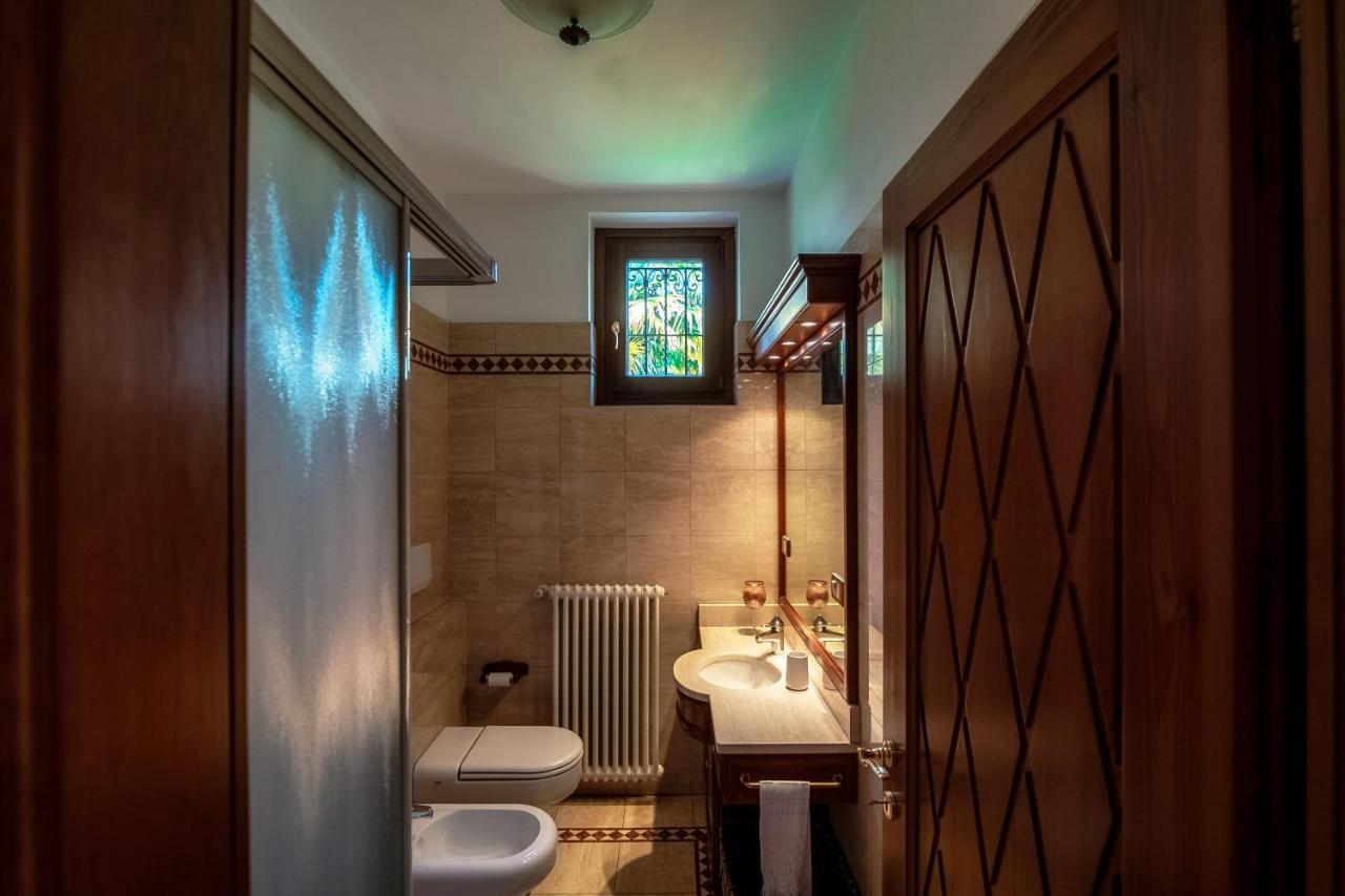 Charming & Luxury Villa Como Lake Экстерьер фото